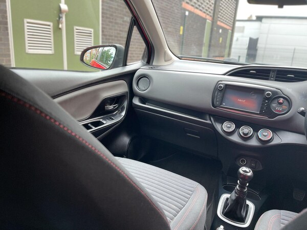 Used Toyota Yaris 2015 for sale - 75481546: Photo 52