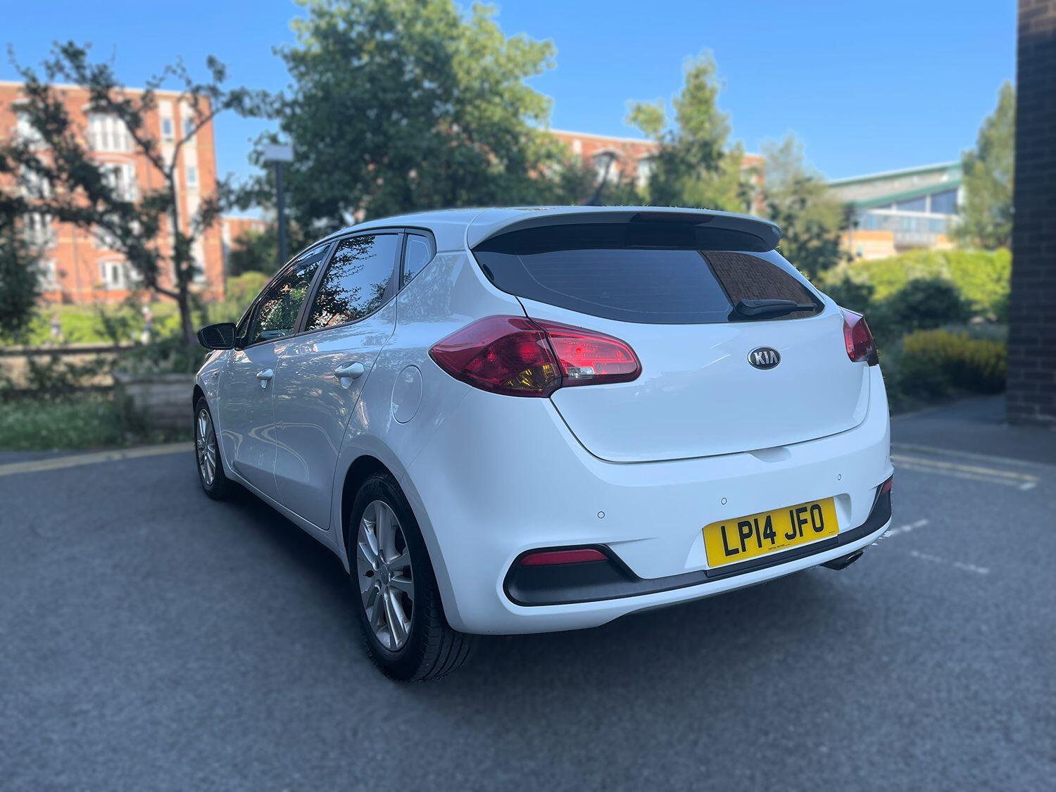 Used Kia Ceed 2014 for sale - 76482883: Photo 8