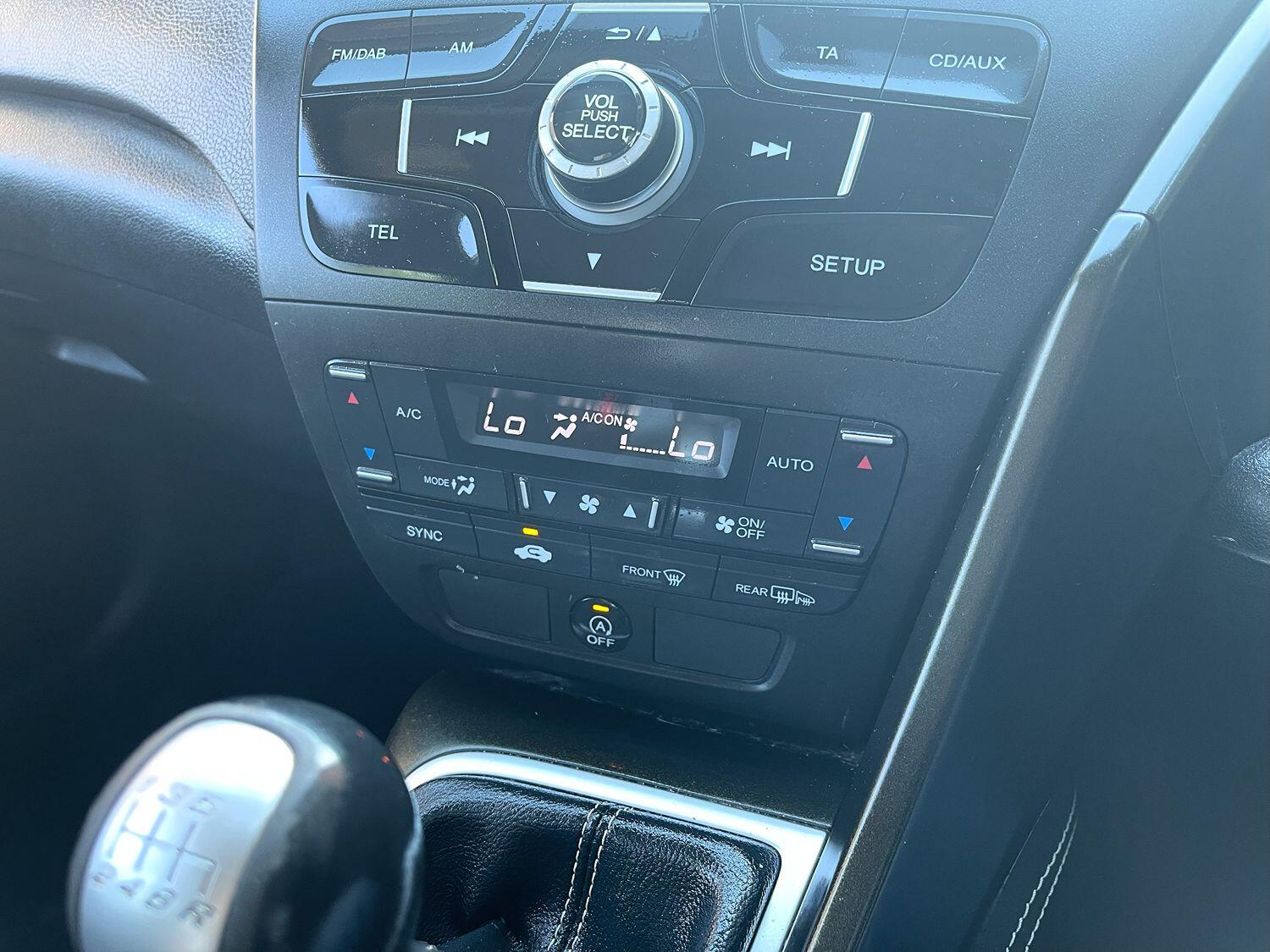 Used Honda Civic 2014 for sale - 76482923: Photo 45