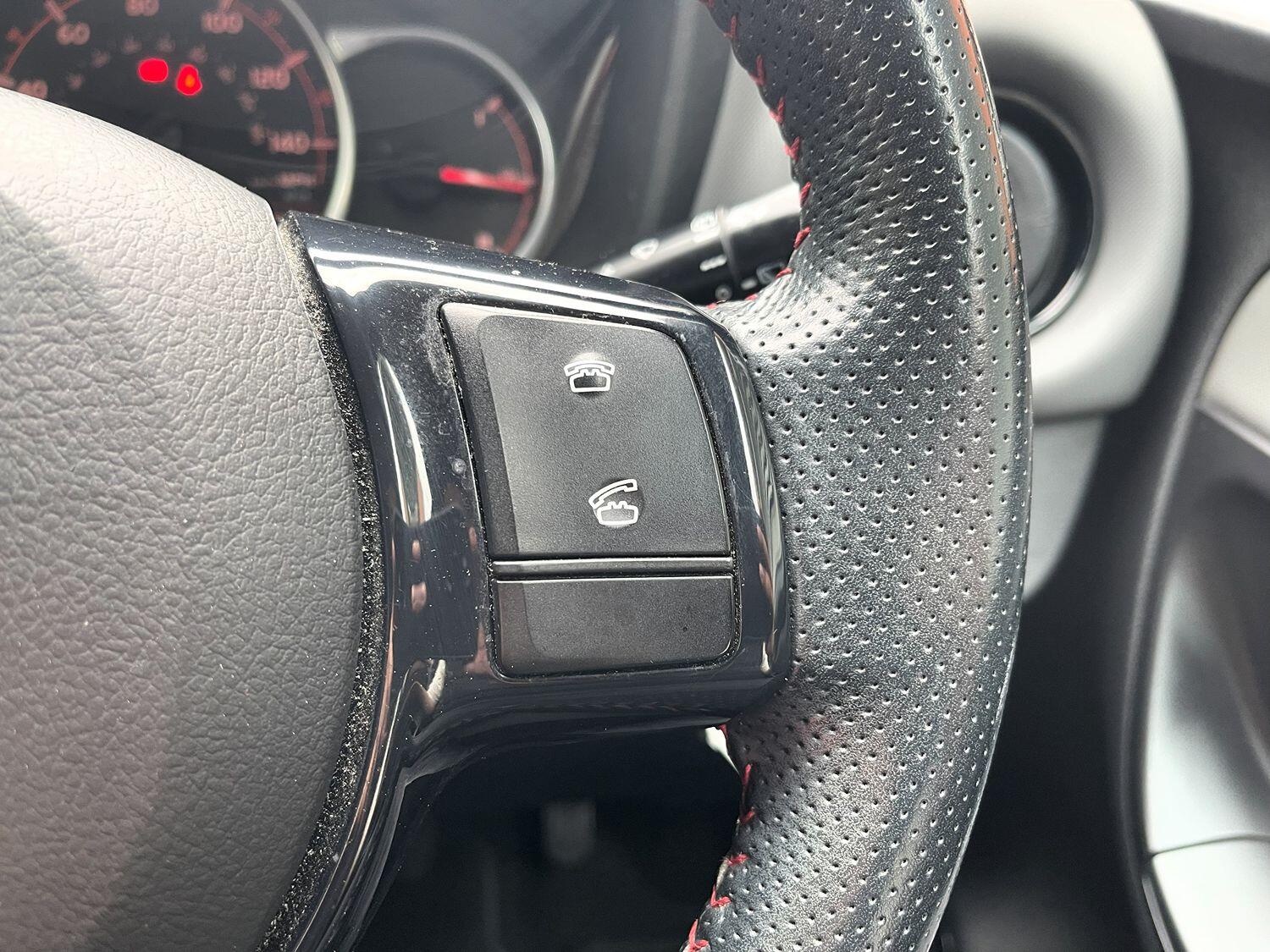 Used Toyota Yaris 2015 for sale - 76483049: Photo 54