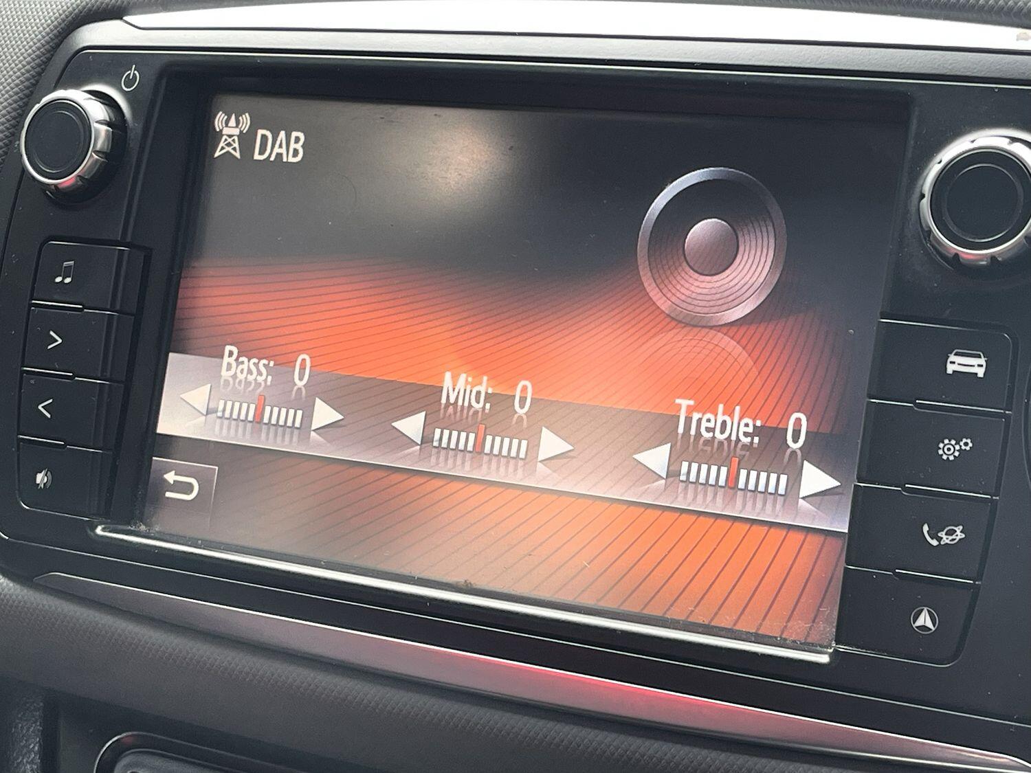 Used Toyota Yaris 2015 for sale - 76483049: Photo 63