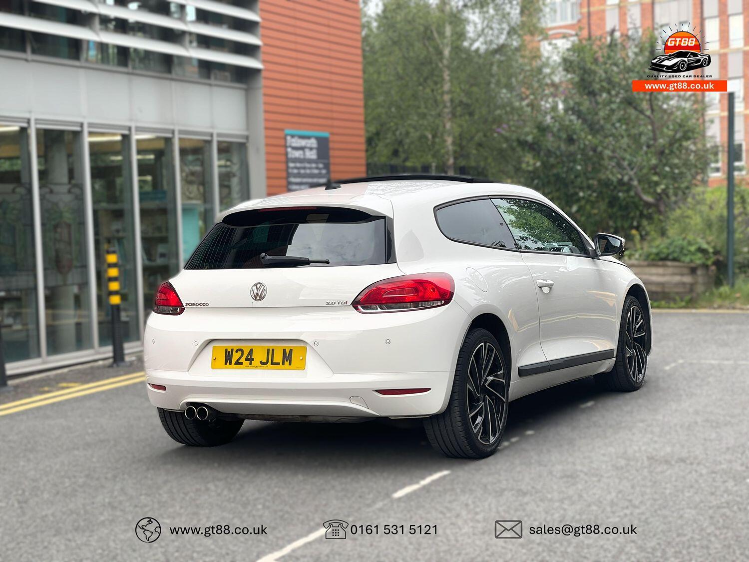 Used Volkswagen Scirocco 2011 for sale - 76482917: Photo 2