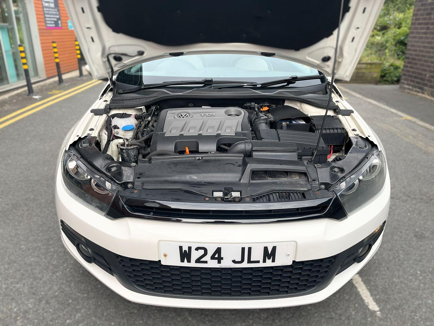 Used Volkswagen Scirocco 2011 for sale - 76482917: Photo 34