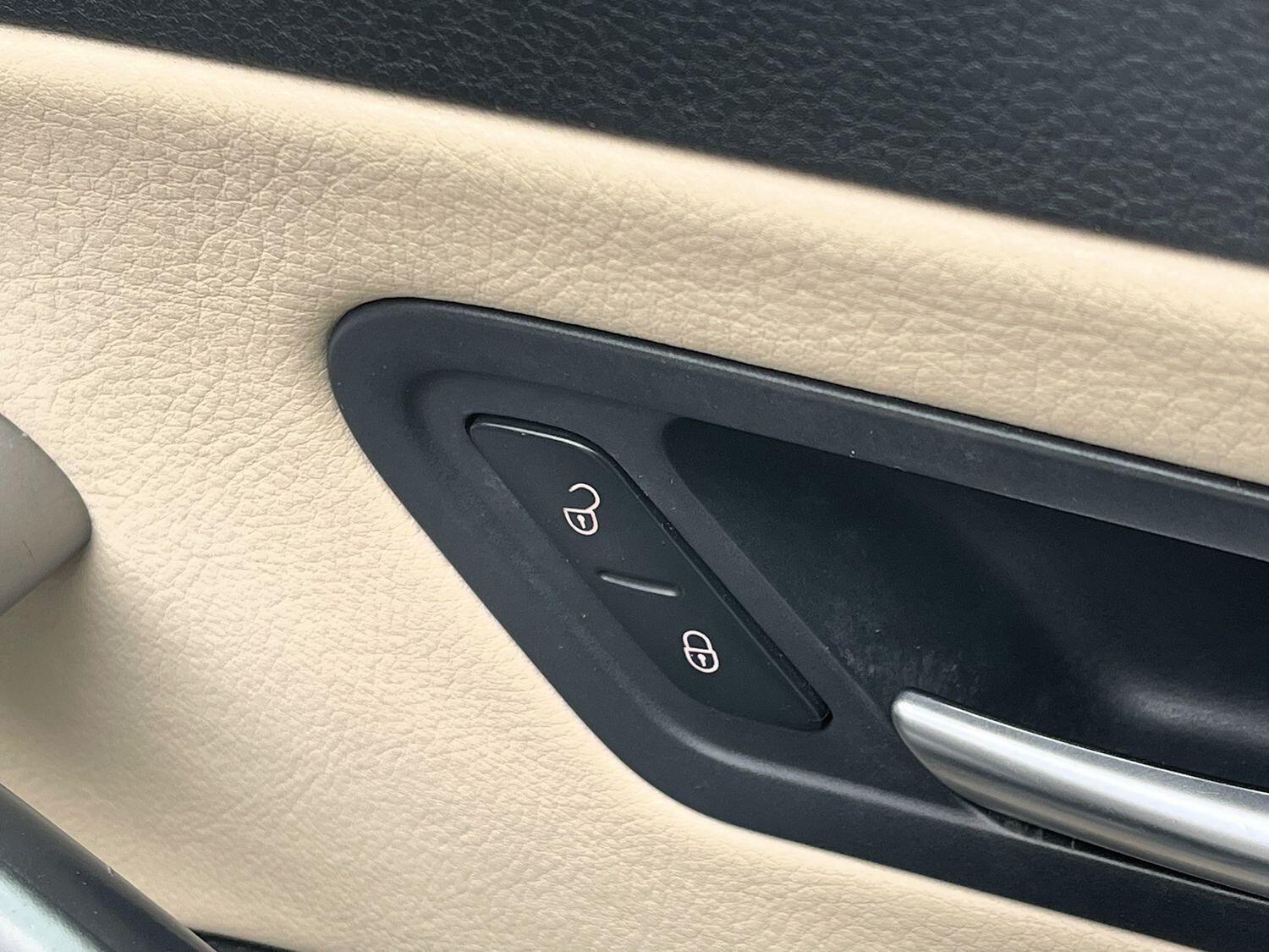 Used Volkswagen Scirocco 2011 for sale - 76482917: Photo 46