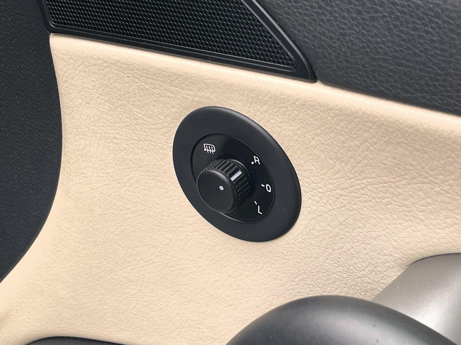 Used Volkswagen Scirocco 2011 for sale - 76482917: Photo 47