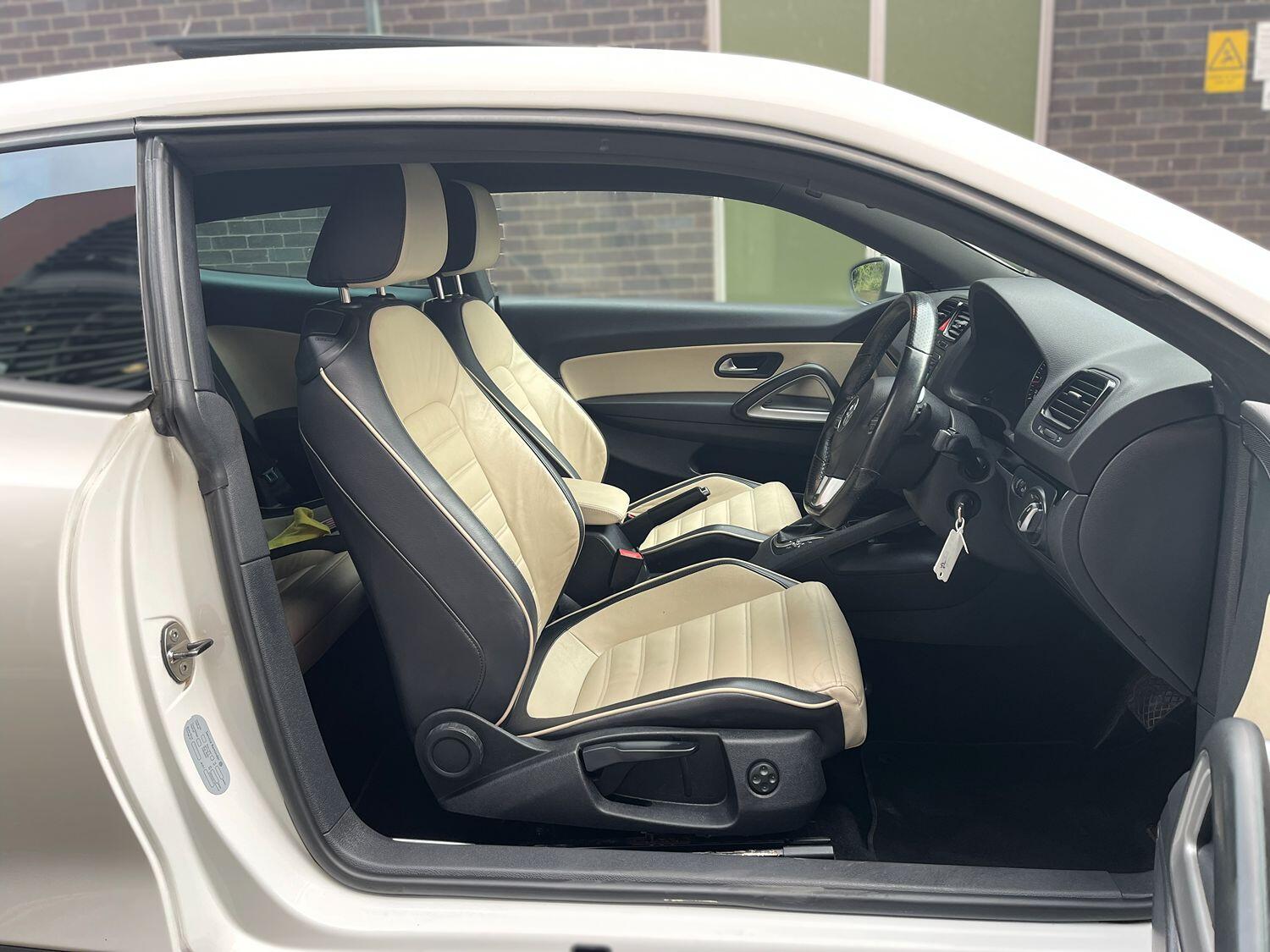 Used Volkswagen Scirocco 2011 for sale - 76482917: Photo 49