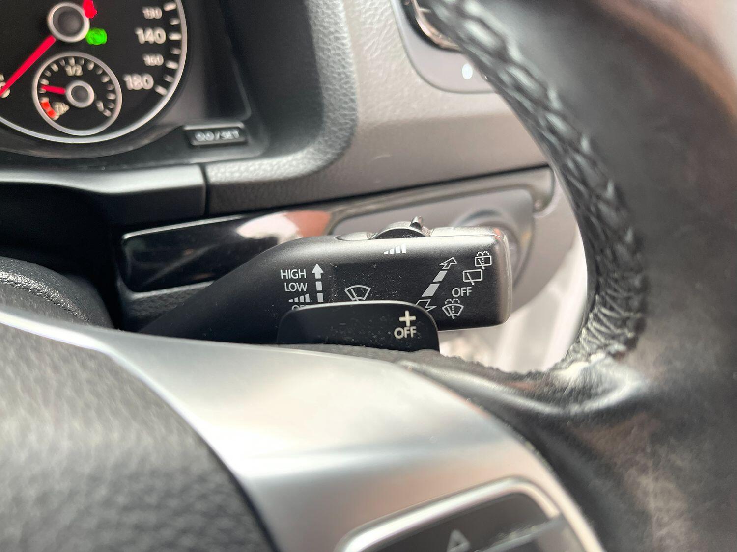 Used Volkswagen Scirocco 2011 for sale - 76482917: Photo 58