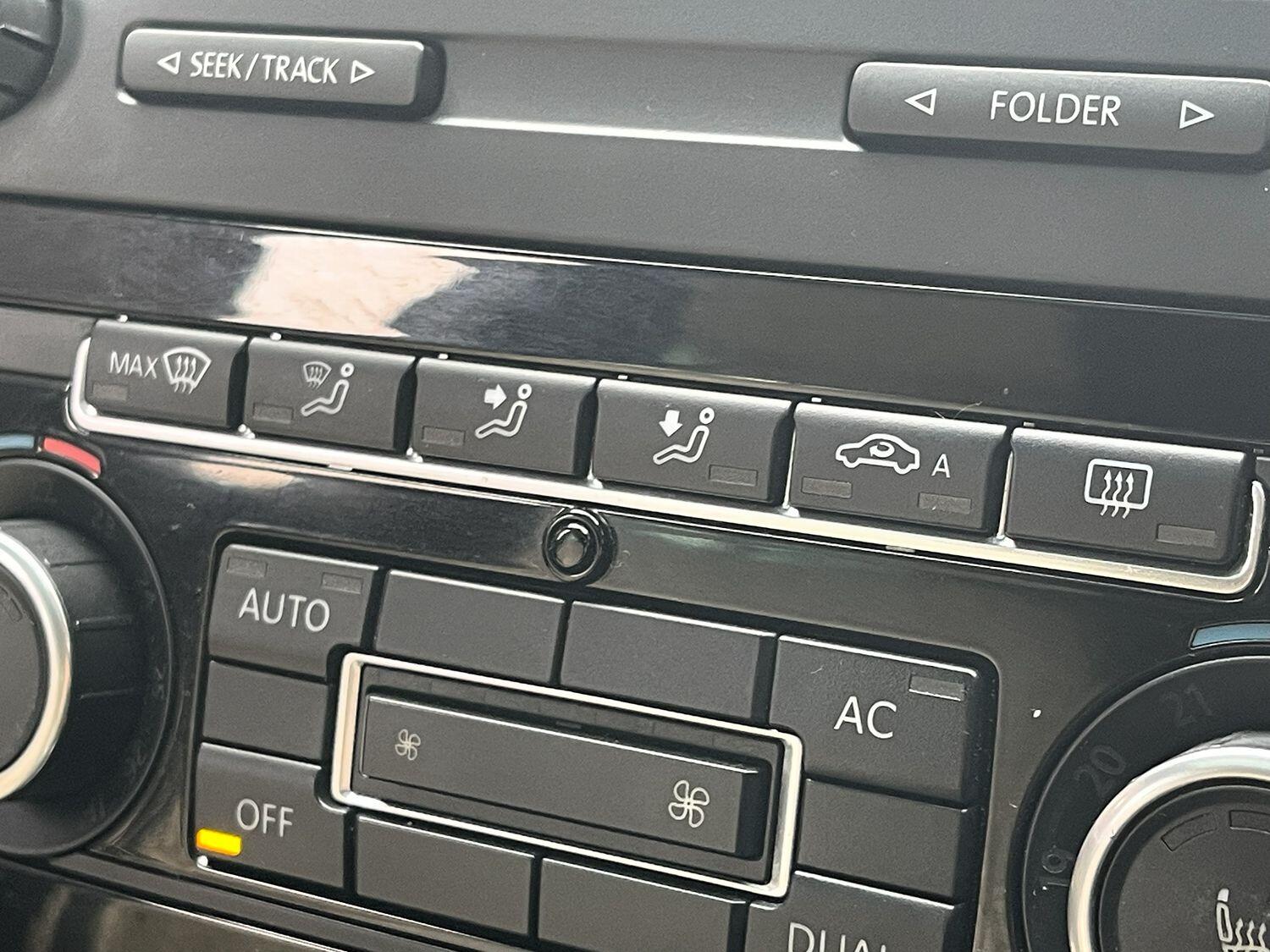 Used Volkswagen Scirocco 2011 for sale - 76482917: Photo 65