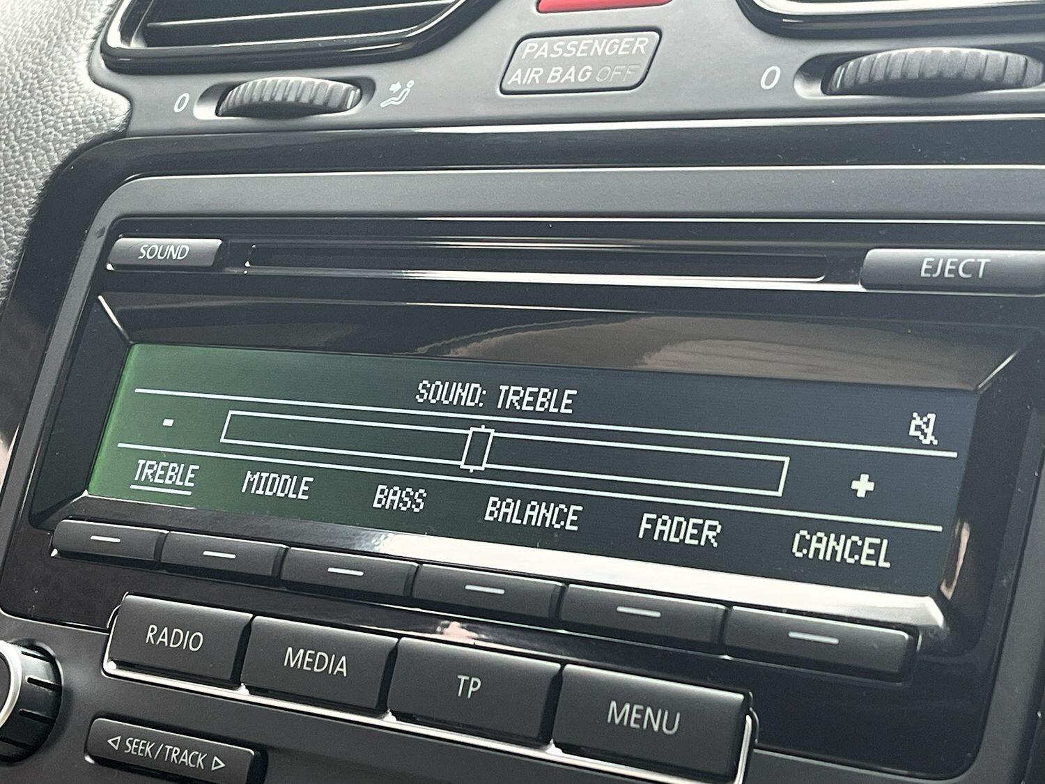 Used Volkswagen Scirocco 2011 for sale - 76482917: Photo 85