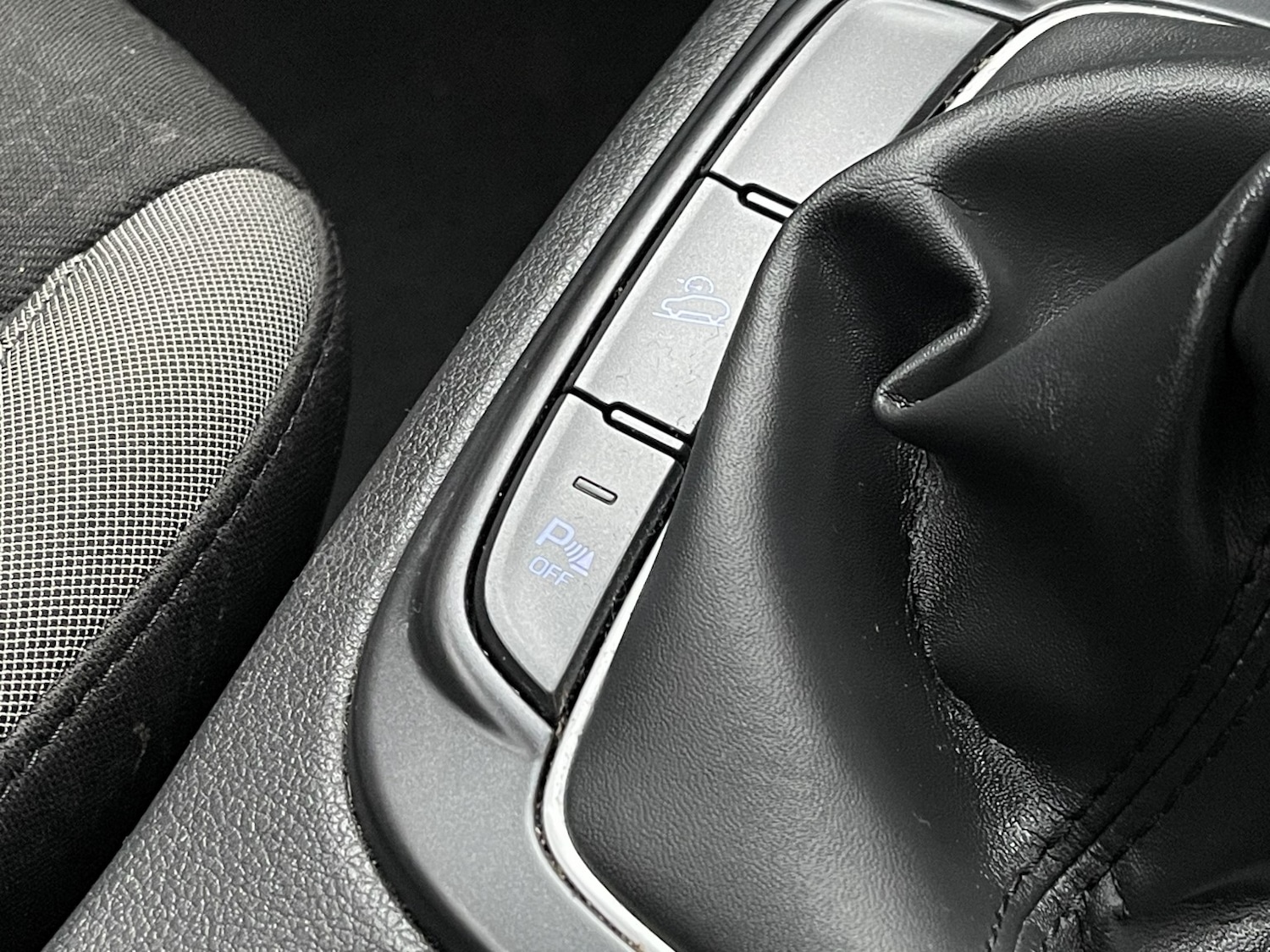 Used Hyundai KONA 2019 for sale - 76483089: Photo 56