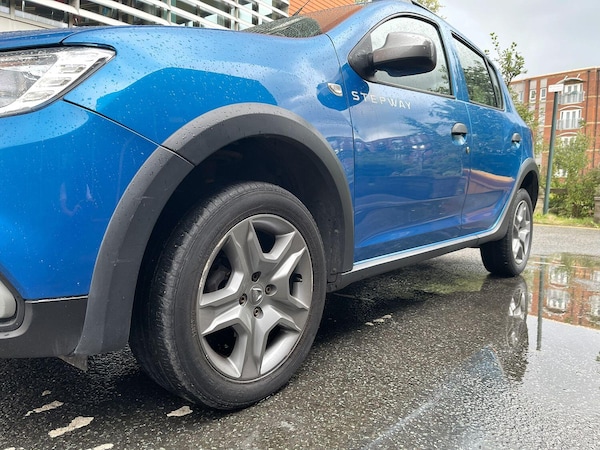 Used Dacia Sandero Stepway 2017 for sale - 75481559: Photo 10