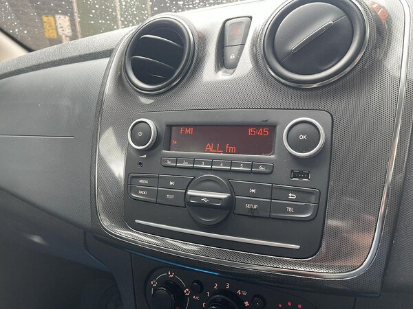 Used Dacia Sandero Stepway 2017 for sale - 75481559: Photo 30