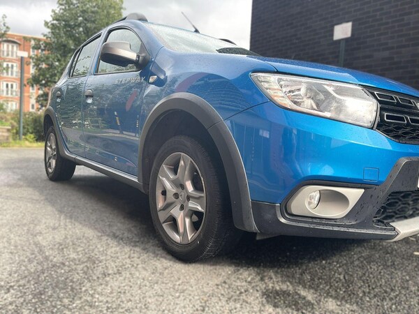 Used Dacia Sandero Stepway 2017 for sale - 75481559: Photo 41