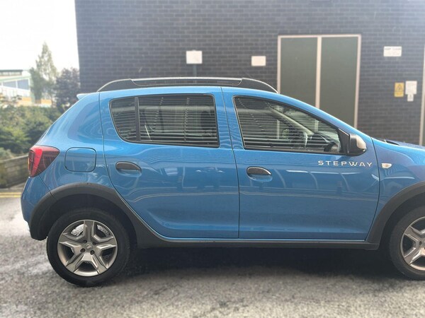 Used Dacia Sandero Stepway 2017 for sale - 75481559: Photo 42