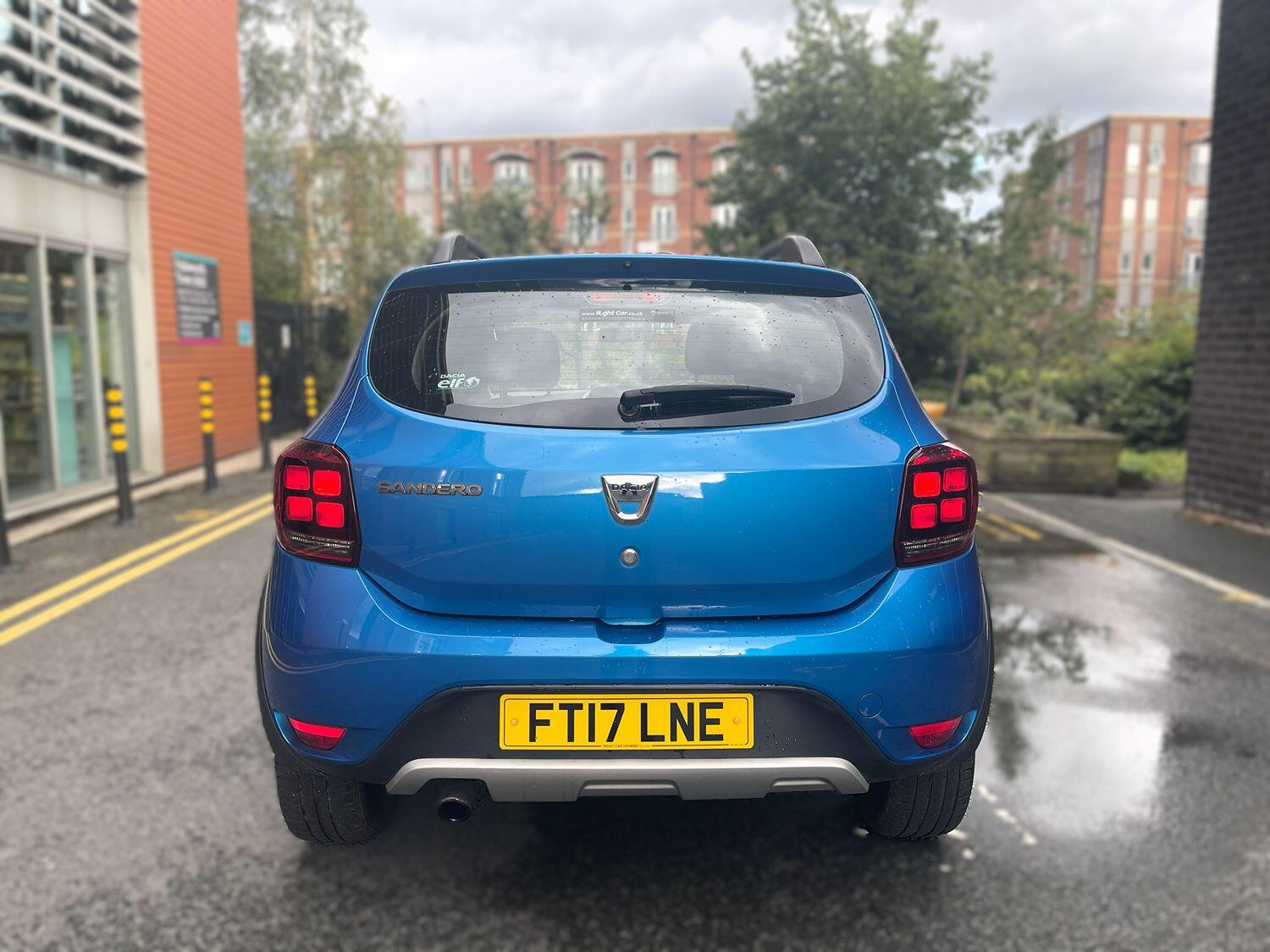 Used Dacia Sandero Stepway 2017 for sale - 76482902: Photo 32