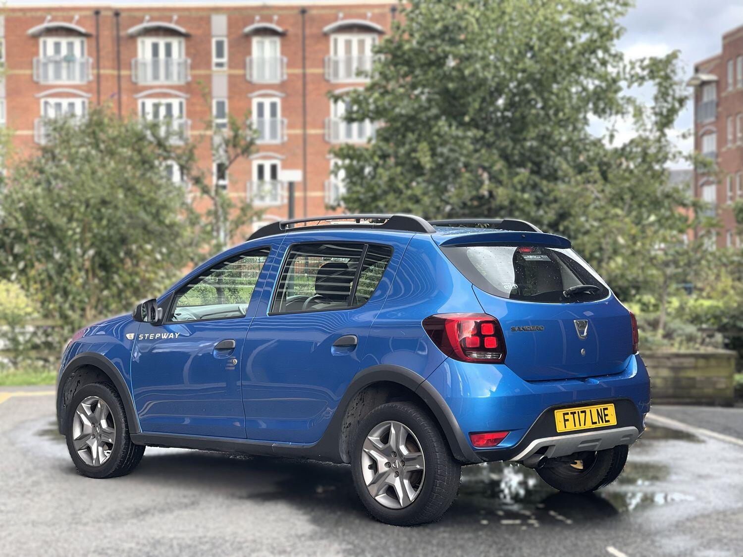 Used Dacia Sandero Stepway 2017 for sale - 76482902: Photo 46