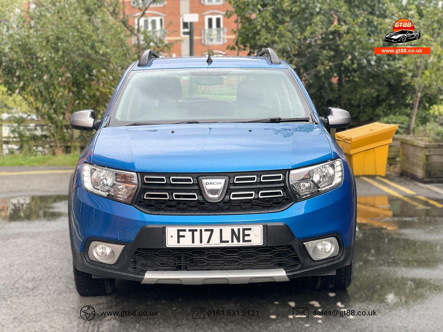 Used Dacia Sandero Stepway 2017 for sale - 76482902: Photo 6