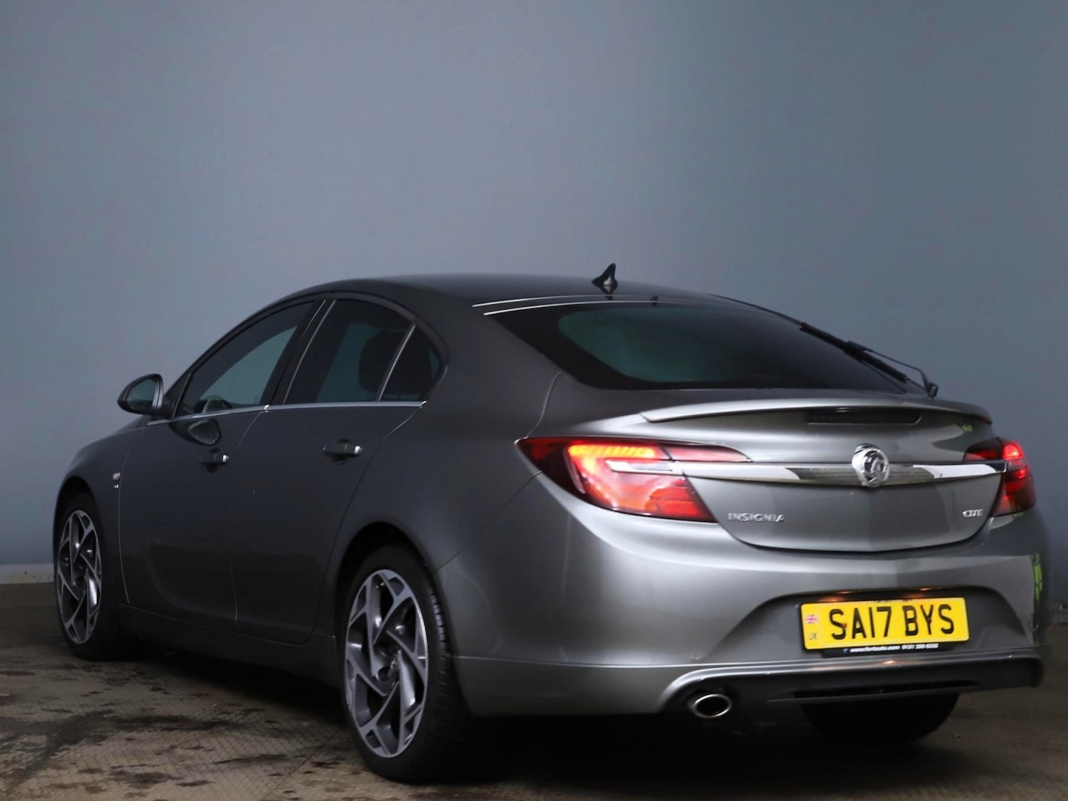 Used Vauxhall Insignia 2017 for sale - 76521066: Photo 3