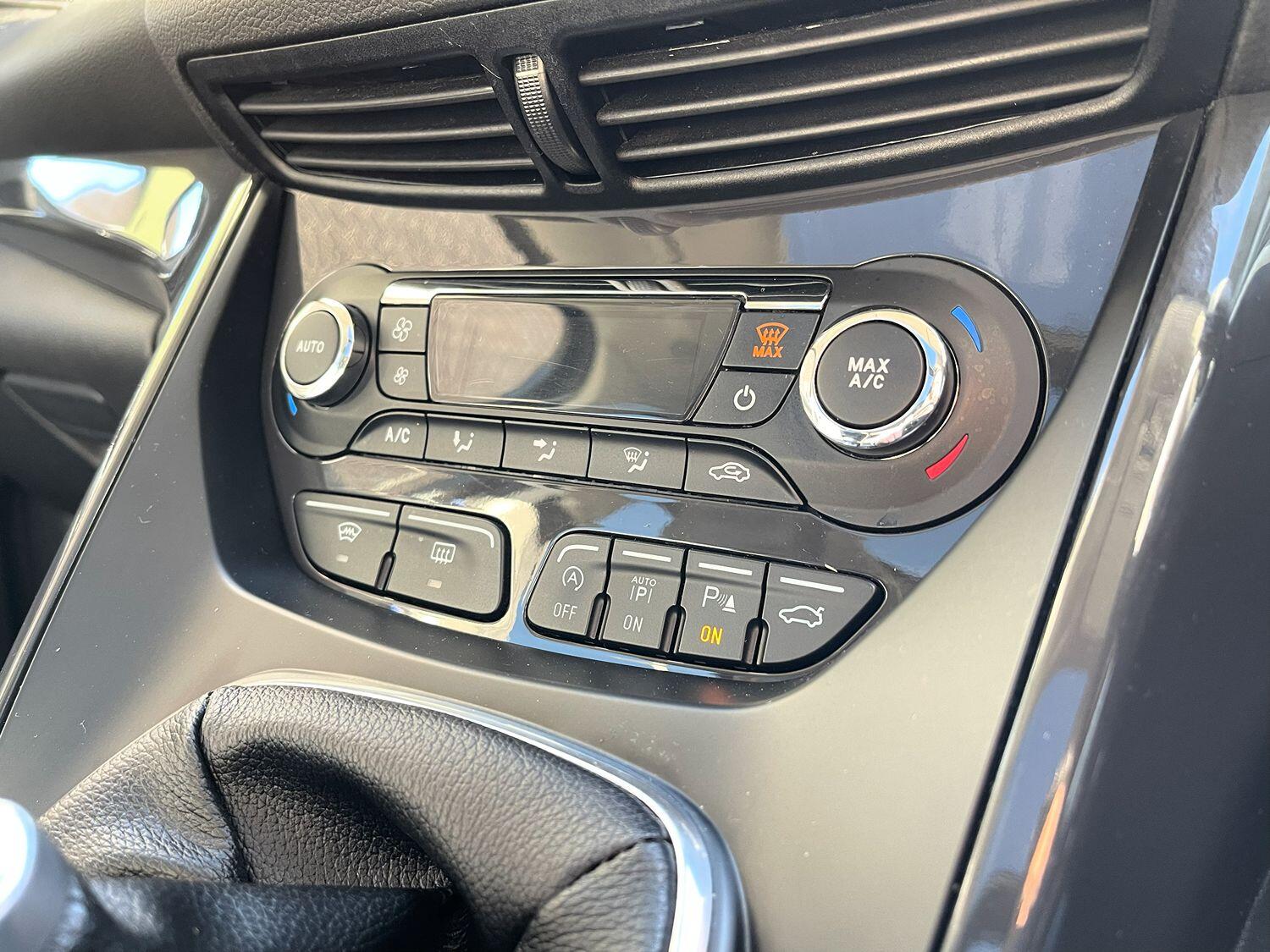 Used Ford Kuga 2015 for sale - 76483088: Photo 17