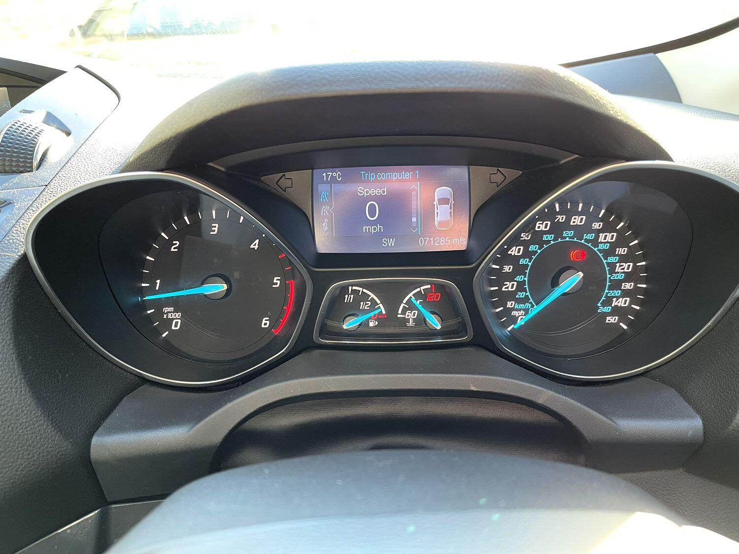 Used Ford Kuga 2015 for sale - 76483088: Photo 21