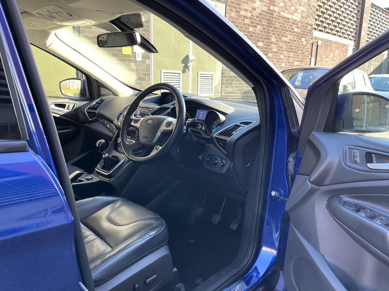 Used Ford Kuga 2015 for sale - 76483088: Photo 71