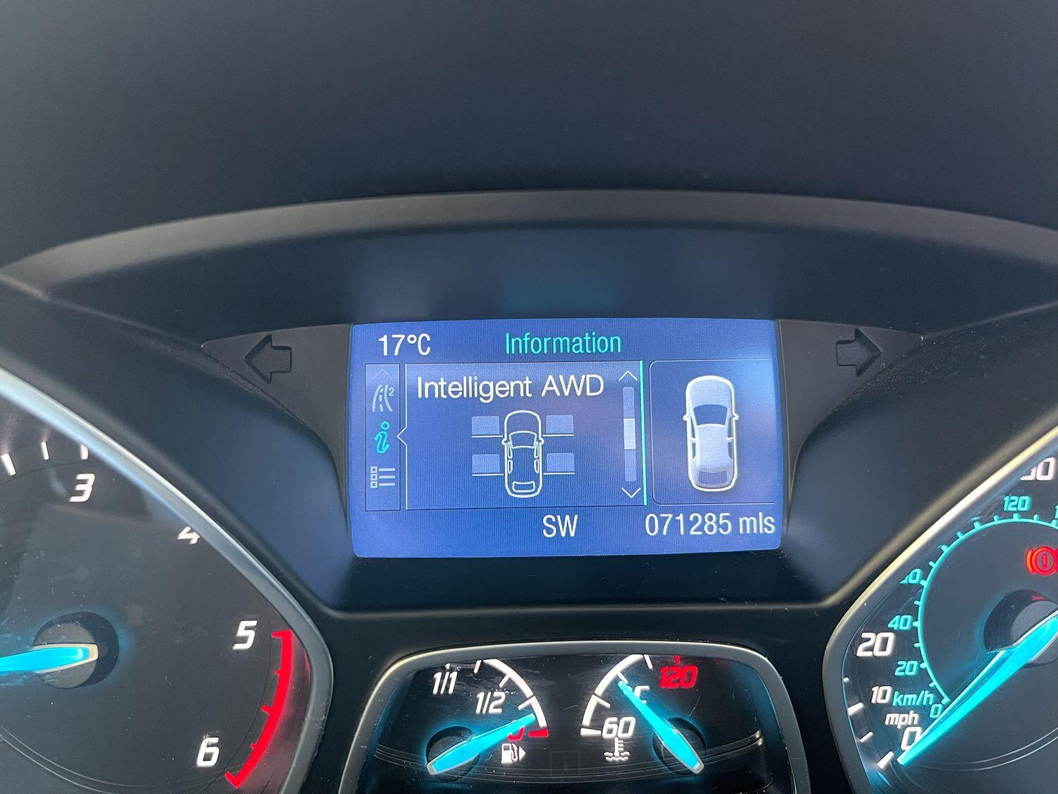 Used Ford Kuga 2015 for sale - 76483088: Photo 97