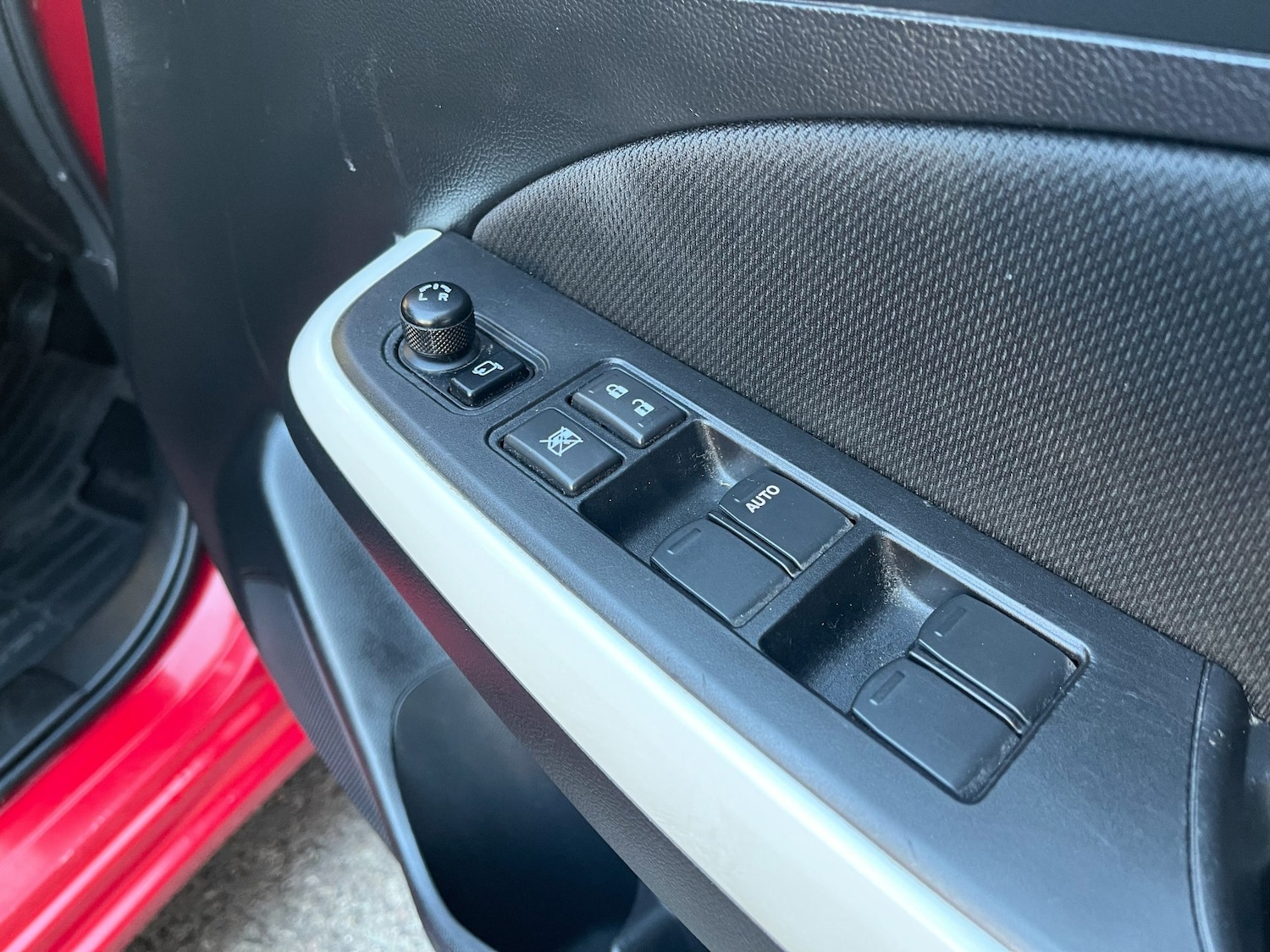 Used Suzuki Swift 2018 for sale - 76482855: Photo 14