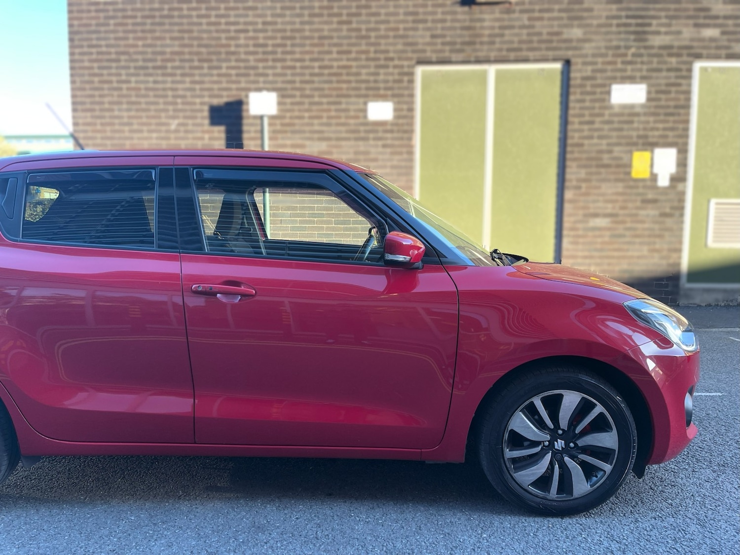 Used Suzuki Swift 2018 for sale - 76482855: Photo 44