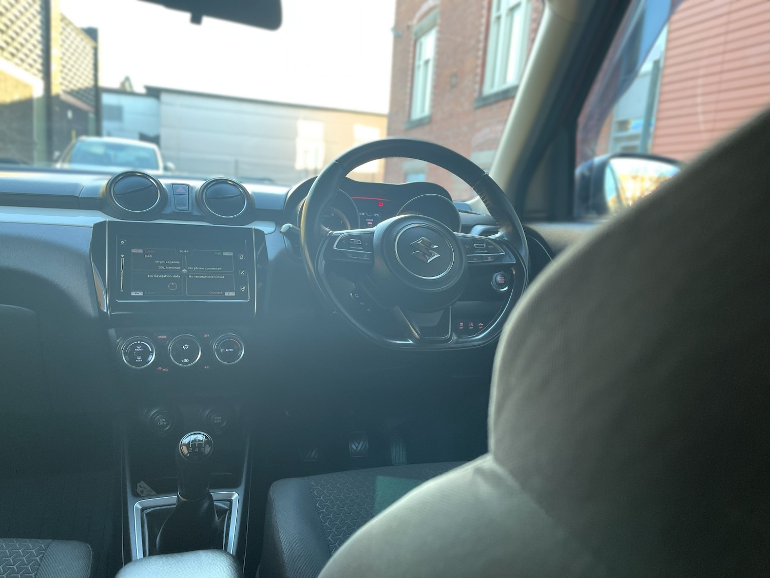 Used Suzuki Swift 2018 for sale - 76482855: Photo 53