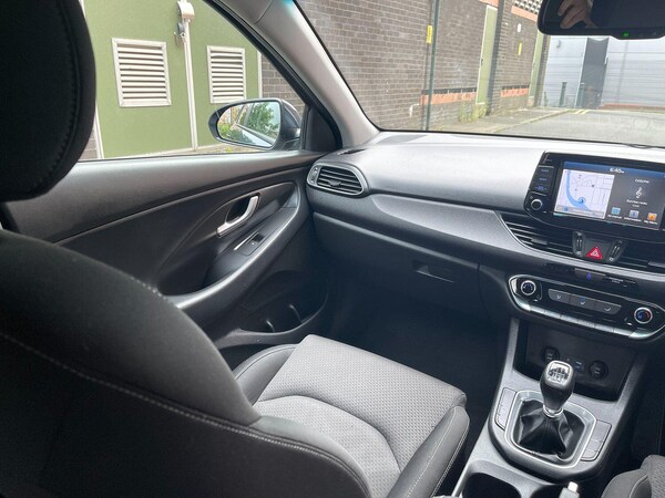 Used Hyundai i30 2017 for sale - 74983878: Photo 47