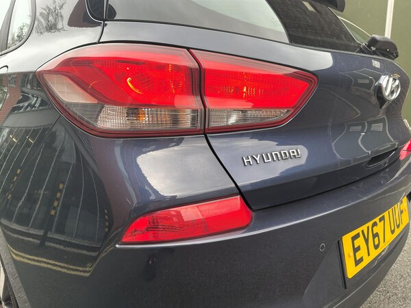 Used Hyundai i30 2017 for sale - 74983878: Photo 9