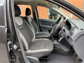 Used Dacia Sandero Stepway 2018 for sale - 74878064: Photo