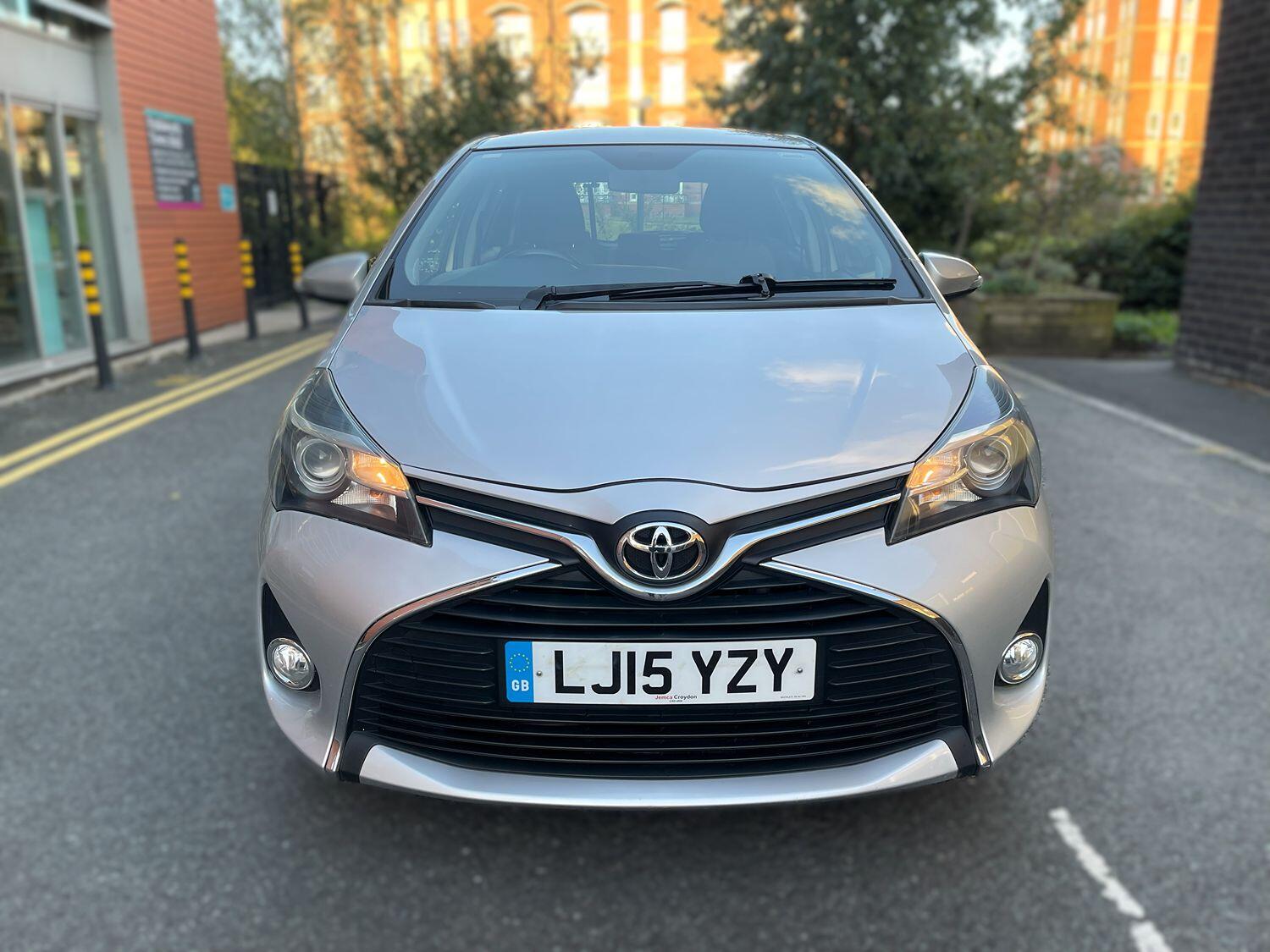 Used Toyota Yaris 2015 for sale - 75925106: Photo 31