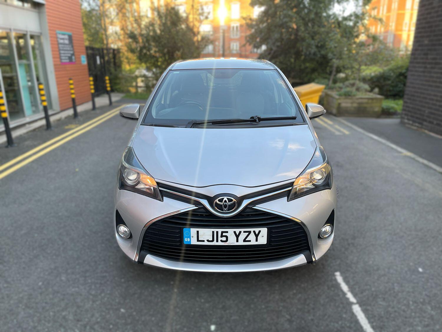 Used Toyota Yaris 2015 for sale - 75925106: Photo 37