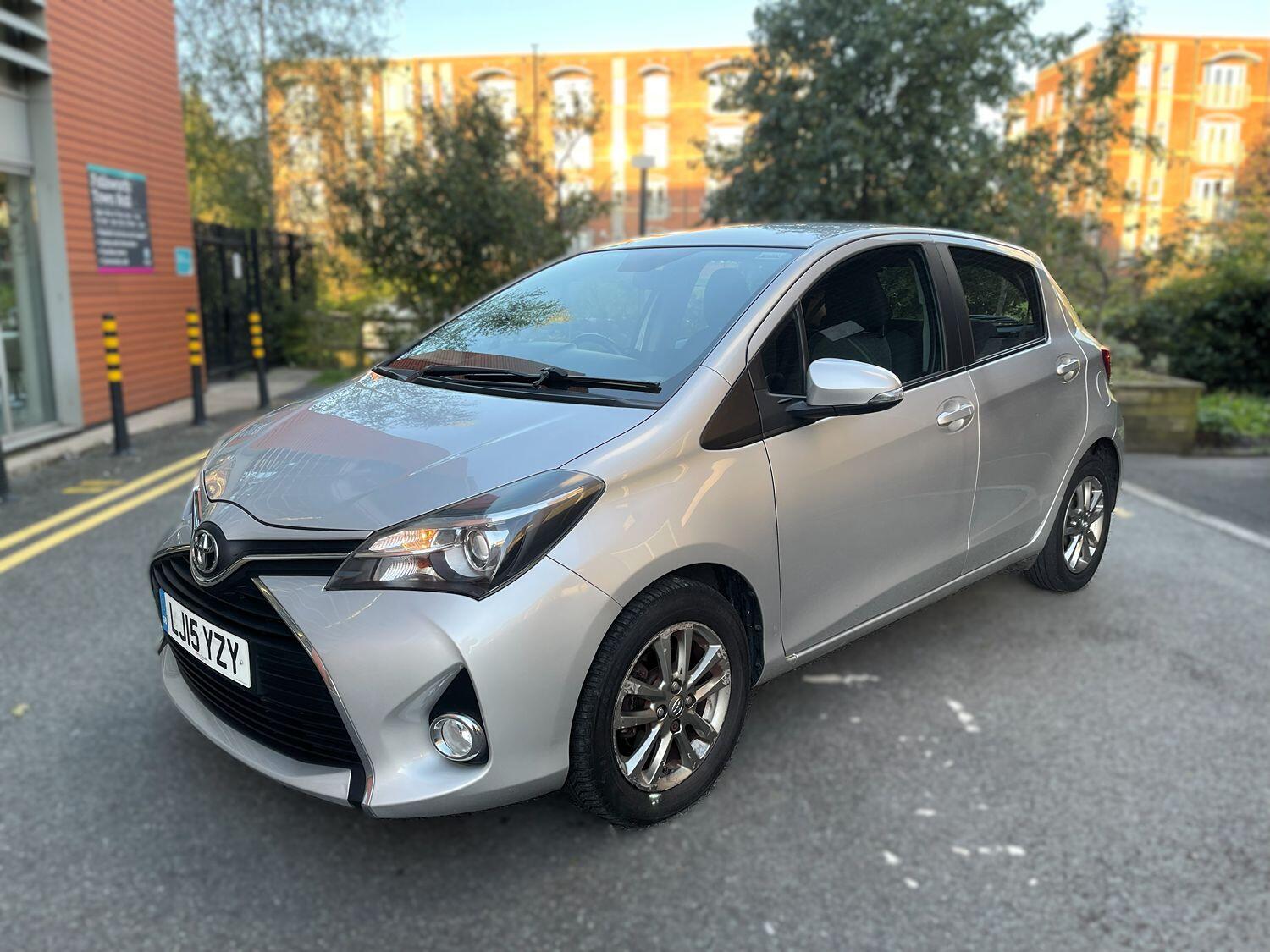 Used Toyota Yaris 2015 for sale - 75925106: Photo 40