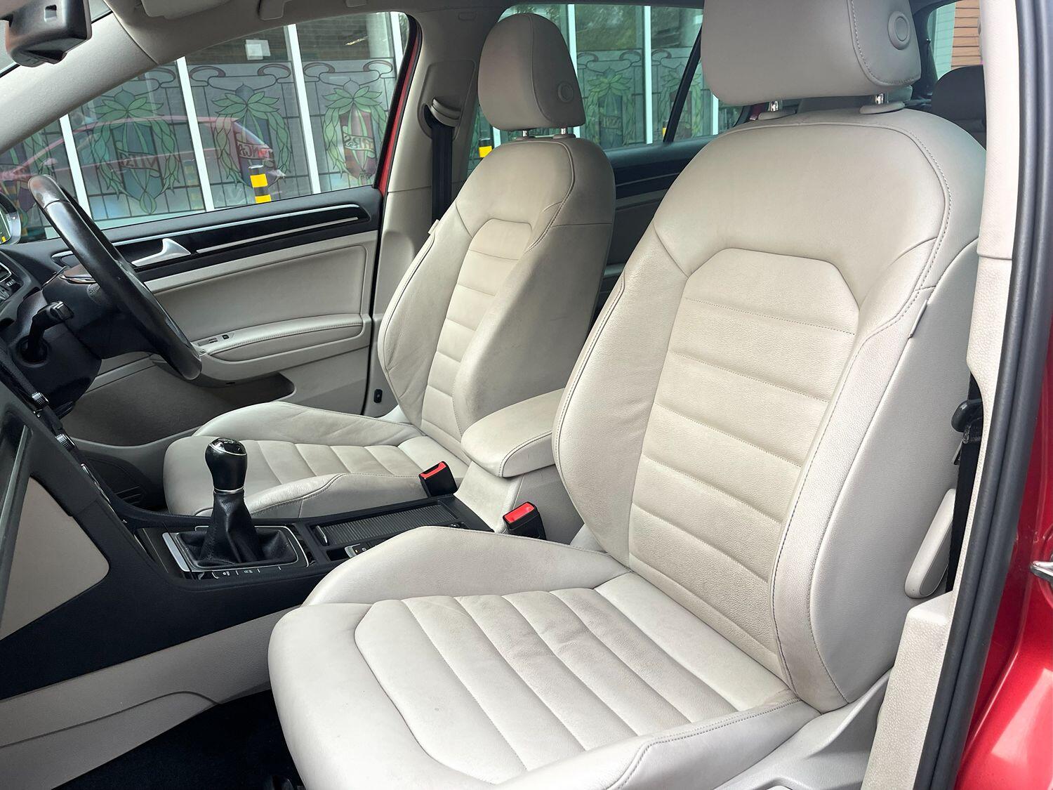 Used Volkswagen Golf 2014 for sale - 76483077: Photo 3