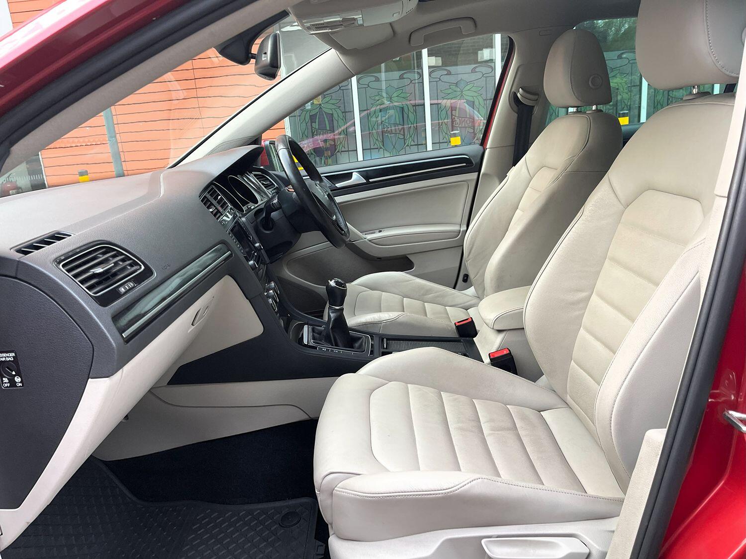 Used Volkswagen Golf 2014 for sale - 76483077: Photo 33