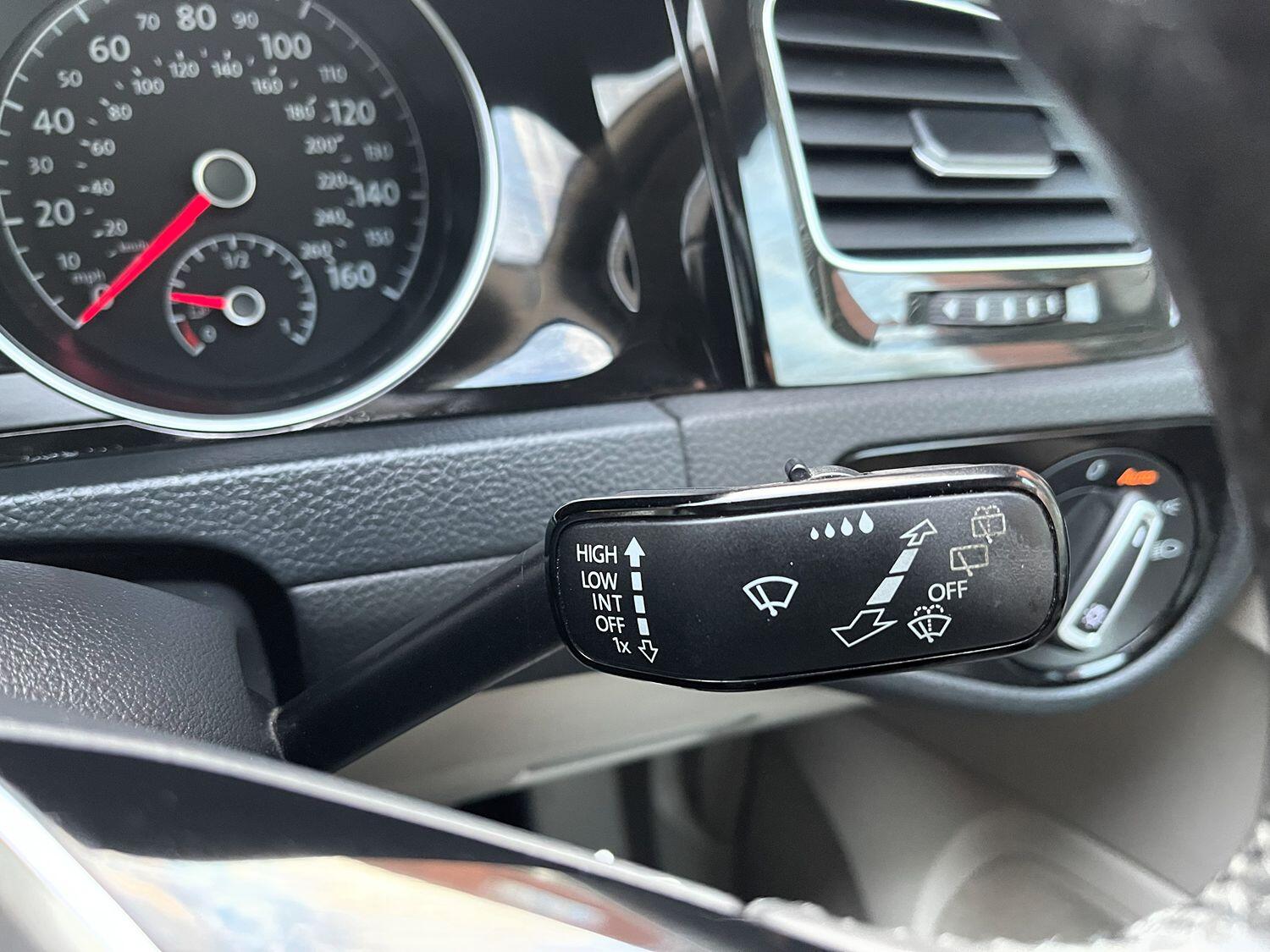 Used Volkswagen Golf 2014 for sale - 76483077: Photo 62