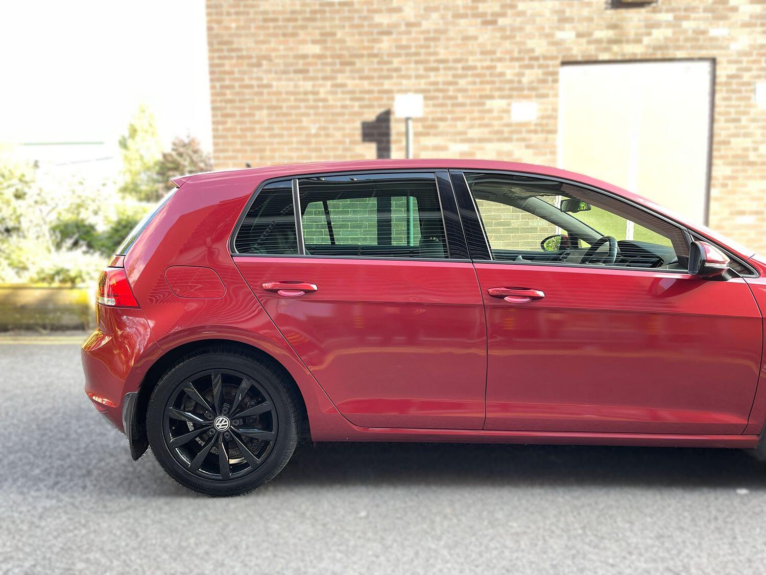 Used Volkswagen Golf 2014 for sale - 76483077: Photo 8