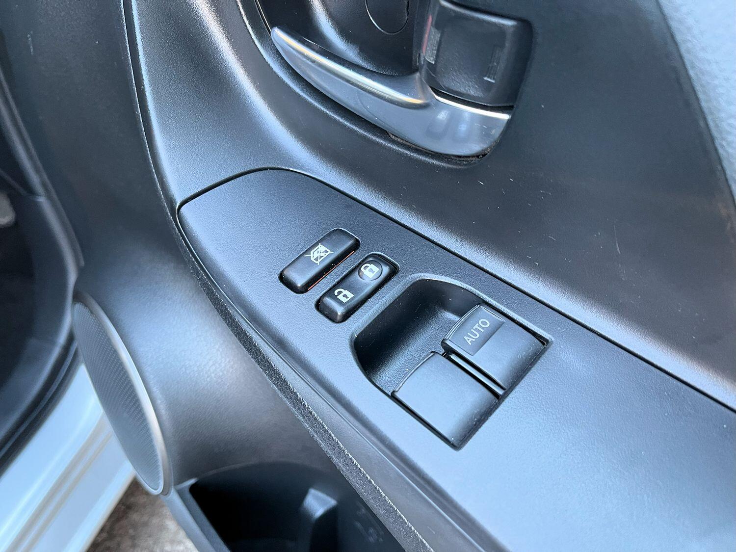 Used Toyota Yaris 2015 for sale - 76482972: Photo 16