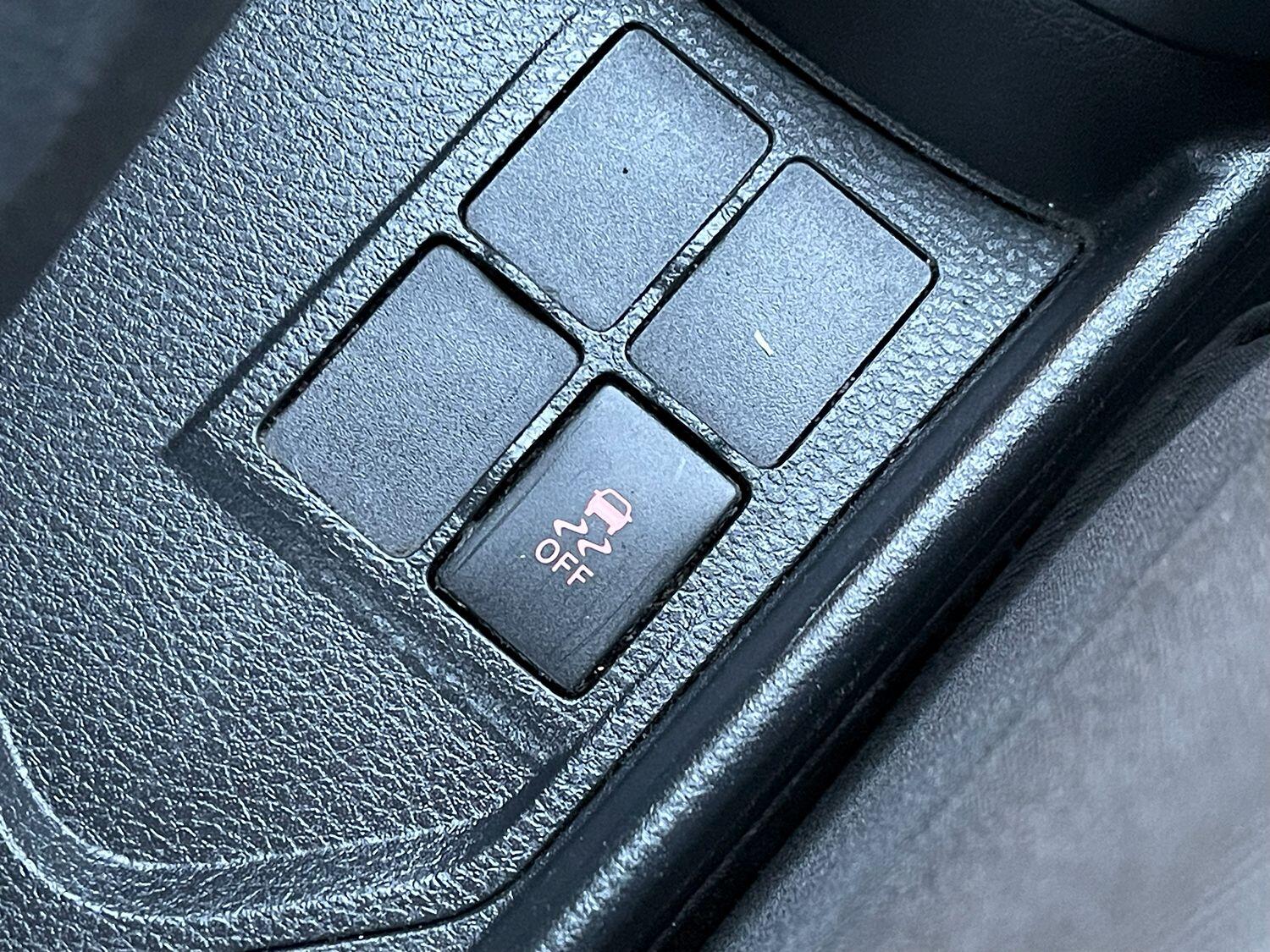 Used Toyota Yaris 2015 for sale - 76482972: Photo 19