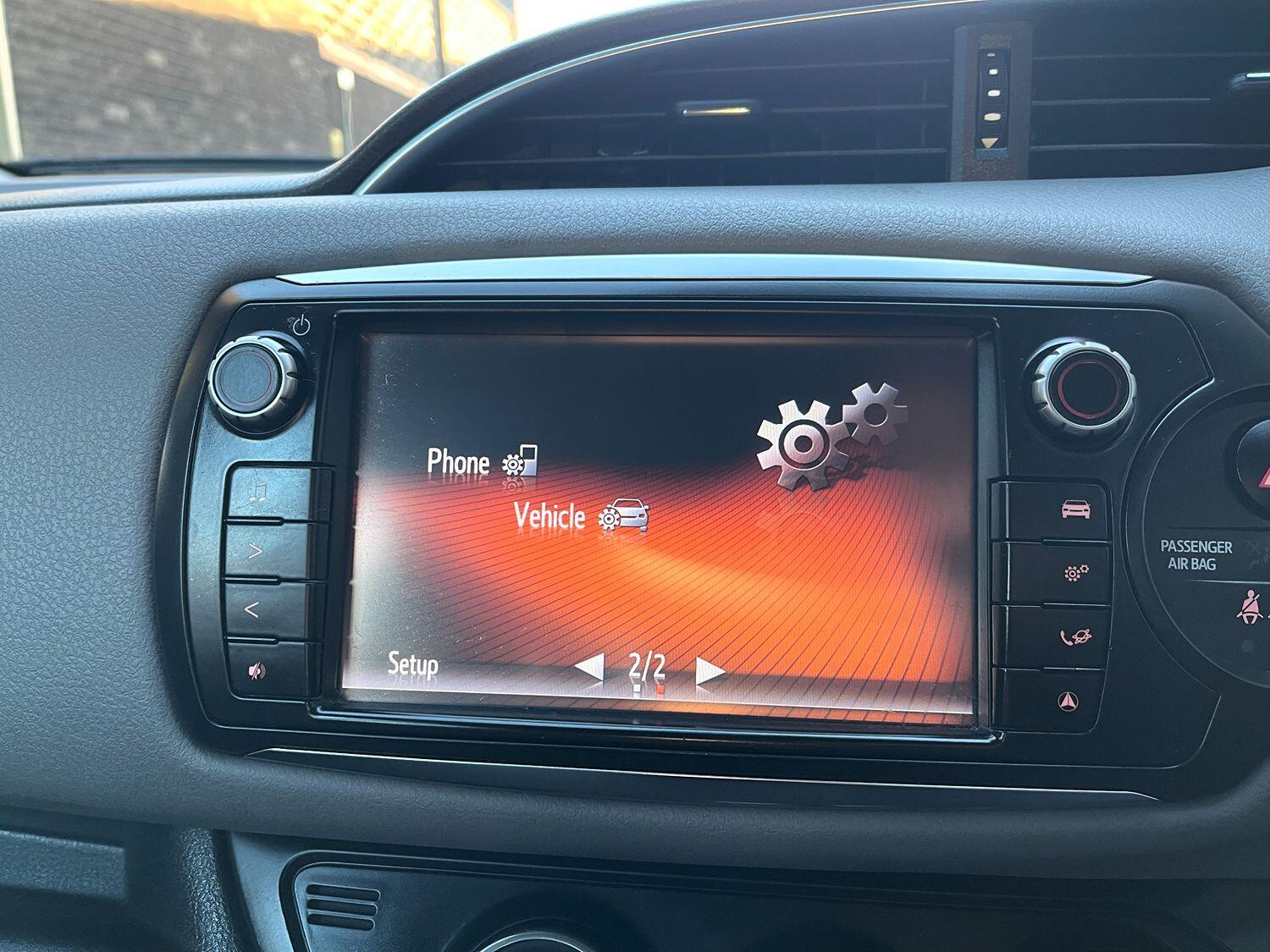 Used Toyota Yaris 2015 for sale - 76482972: Photo 21