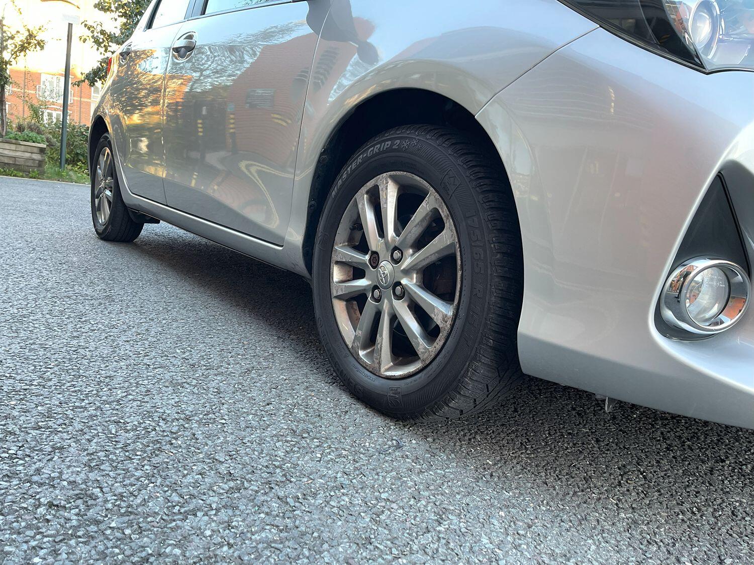 Used Toyota Yaris 2015 for sale - 76482972: Photo 45