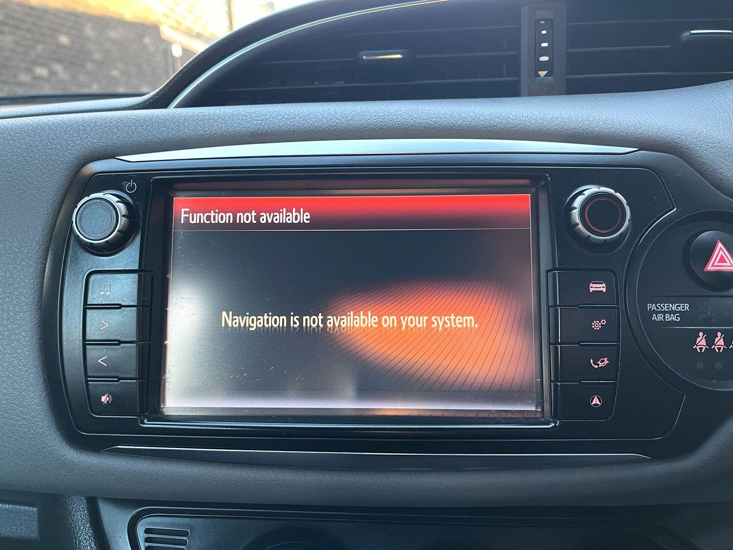 Used Toyota Yaris 2015 for sale - 76482972: Photo 57