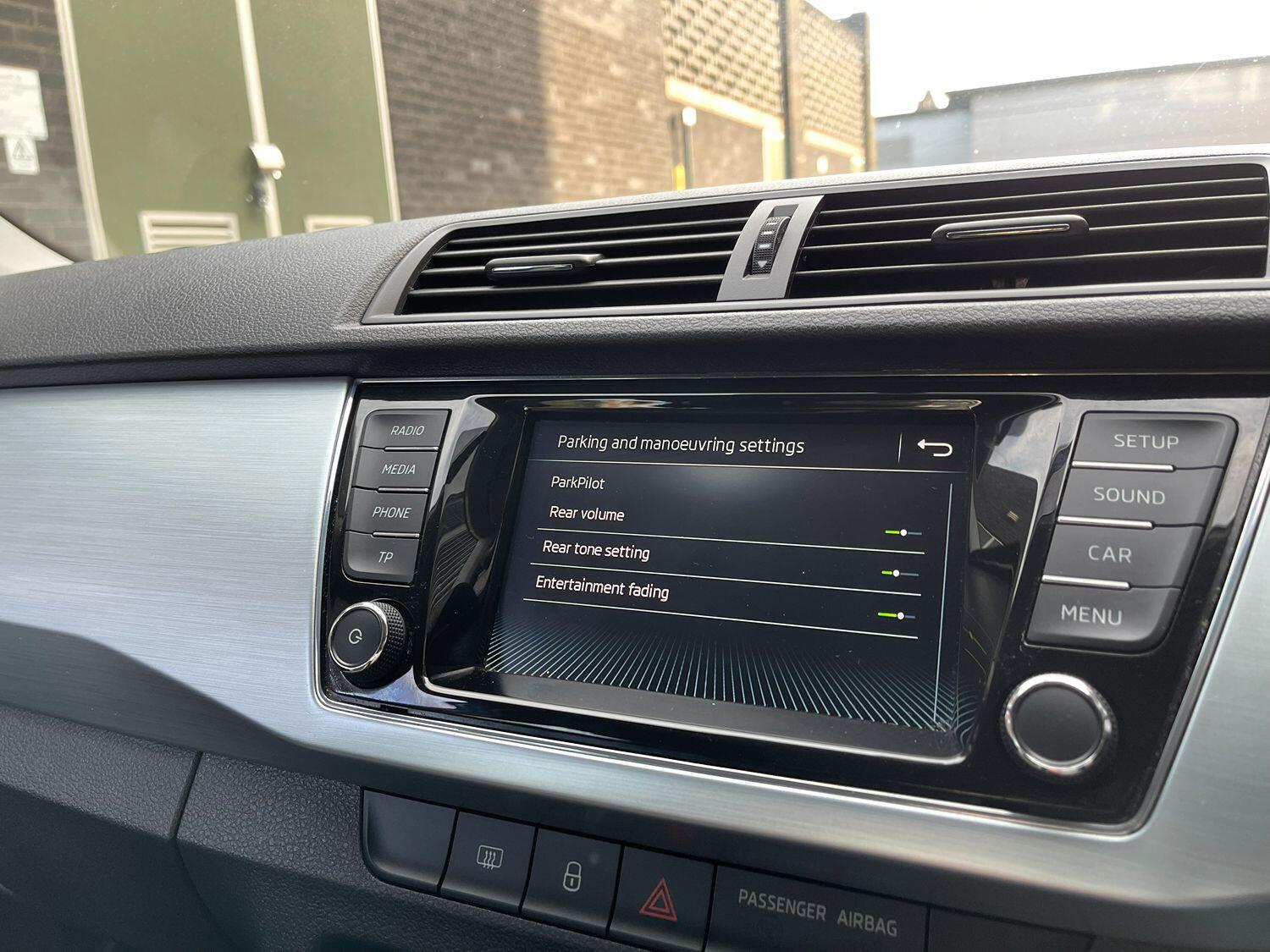 Used Skoda Fabia 2017 for sale - 76482950: Photo 61