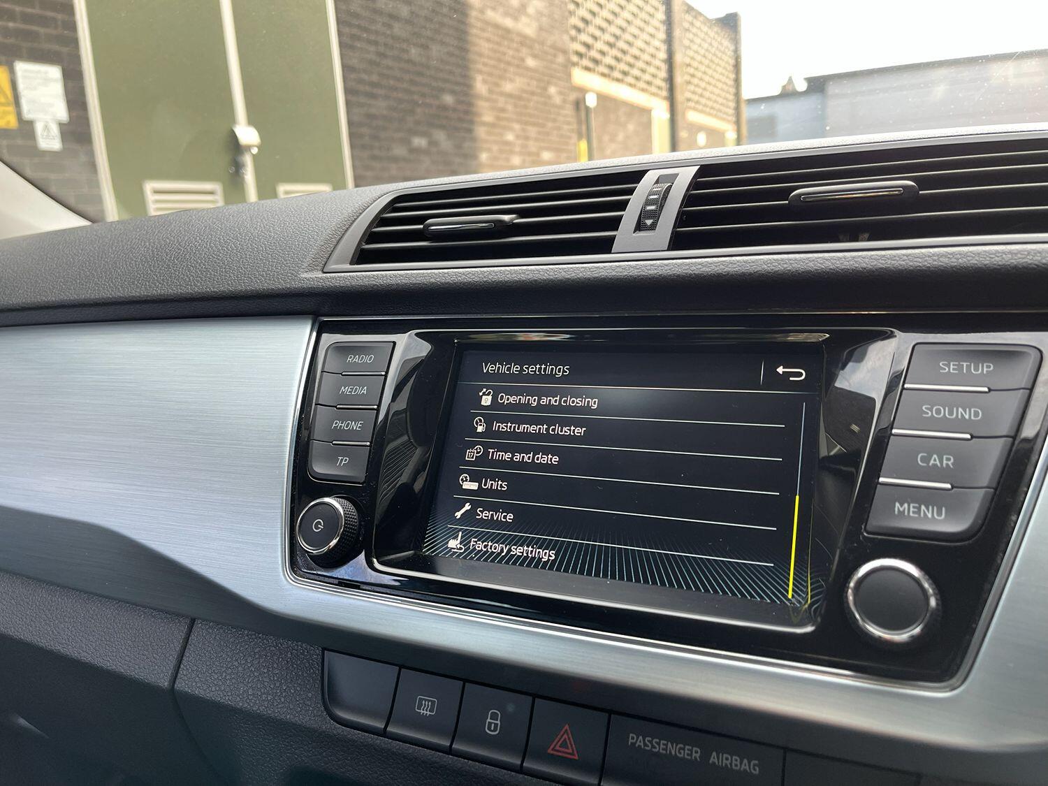 Used Skoda Fabia 2017 for sale - 76482950: Photo 62