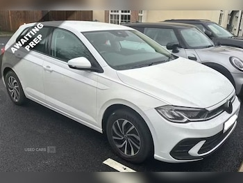 Used Volkswagen Polo 2023 for sale - 77697310: Photo