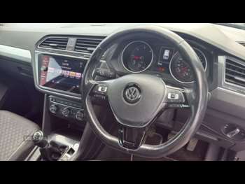 Used Volkswagen Tiguan 2017 for sale - 75034124: Photo