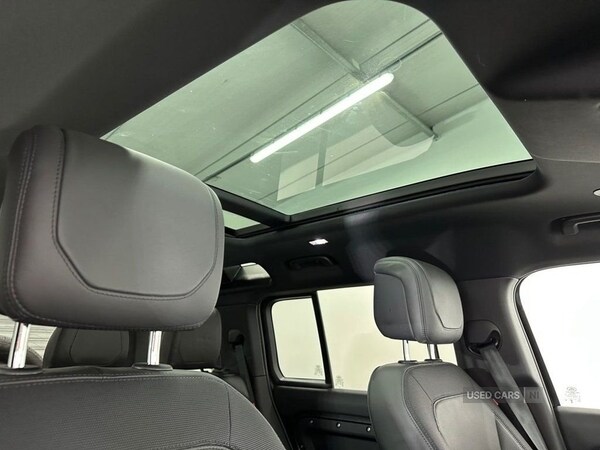 Used Land Rover Defender 2024 for sale - 76153712: Photo 16
