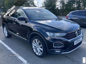 Used Volkswagen T-Roc 2019 for sale - 76296279: Photo